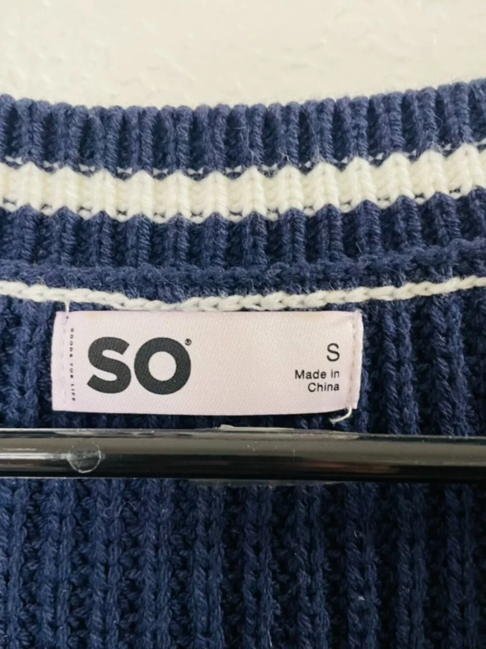 SO® Blue and White Cableknit Button Up Sweater Vest | Small - Picture 3 of 7